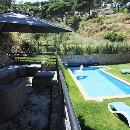 Villa With Pool Ac And Sea View *