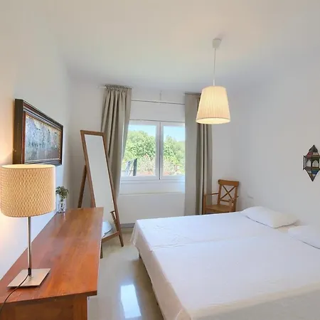 With Pool Ac And Sea View Villa *