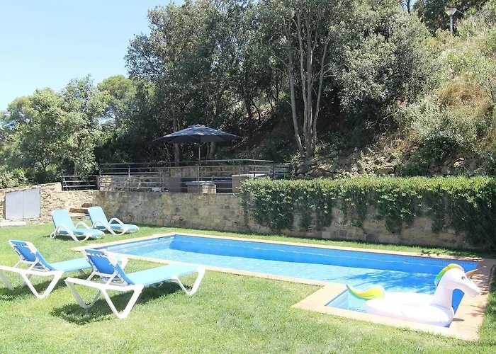 With Pool Ac And Sea View